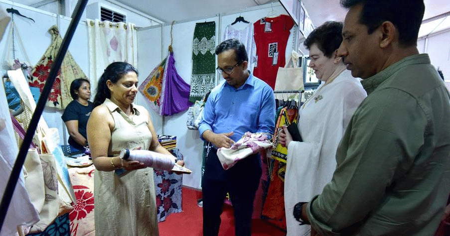 Handloom exhibition showcasing Sri Lankan textile designs